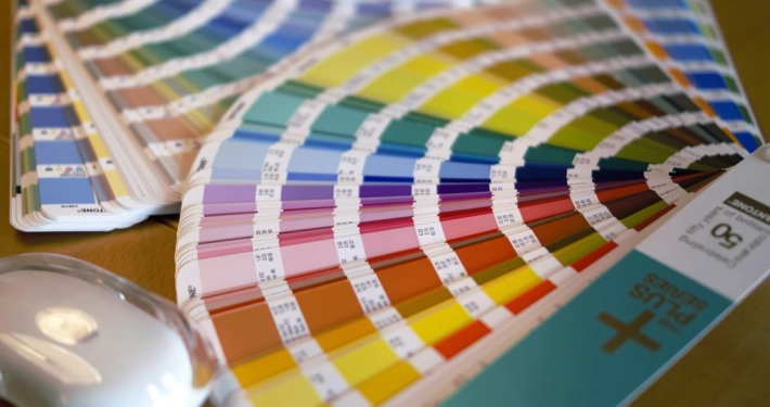 Pantone palette colors on labels
